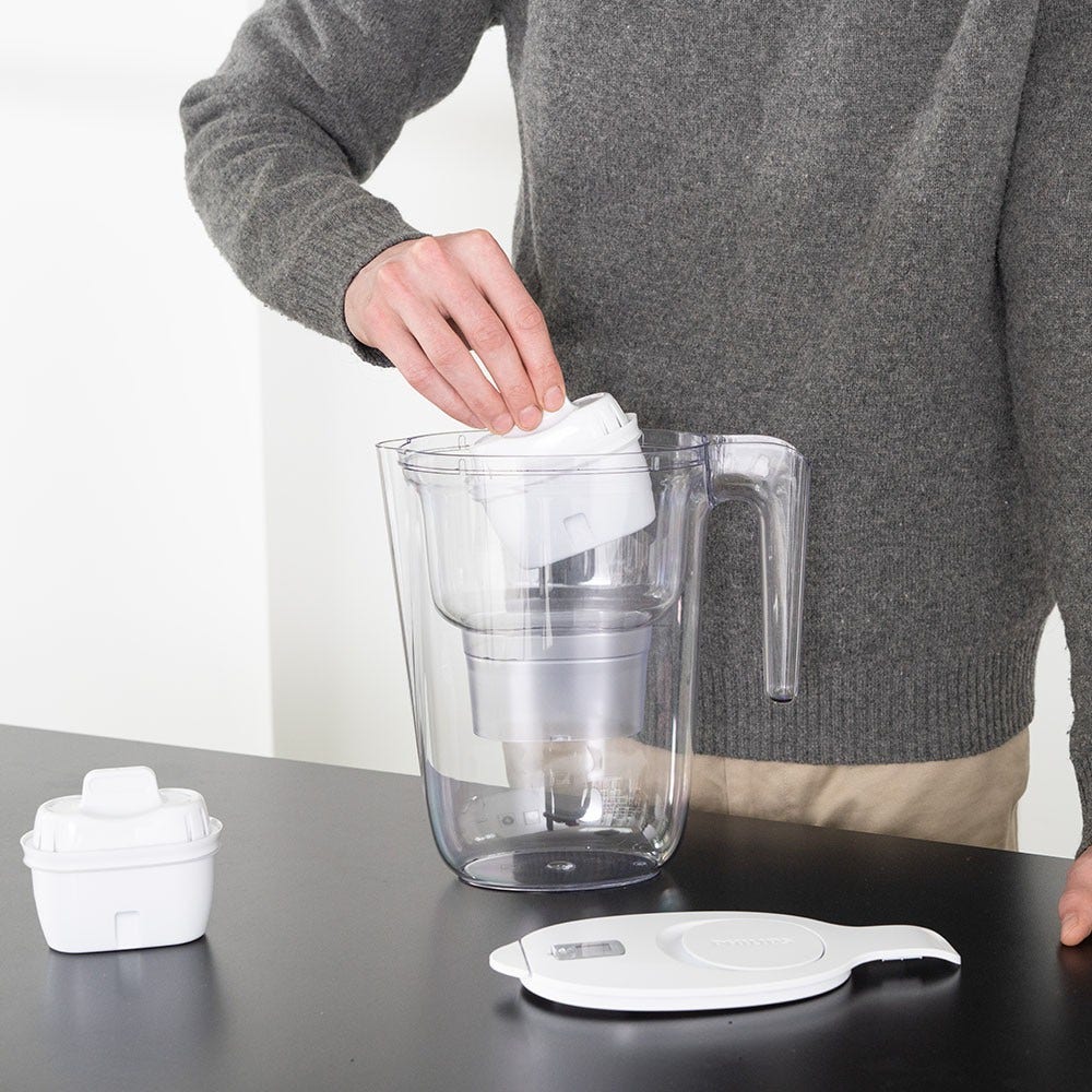 Jarra de agua filtrante Philips 3,4 L + 3 filtros Micro X-Clean (filtra PFAS) AWP2953WHT3